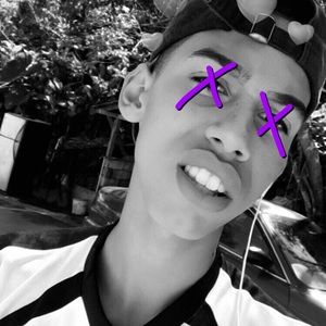 Meet your Posher, Javier